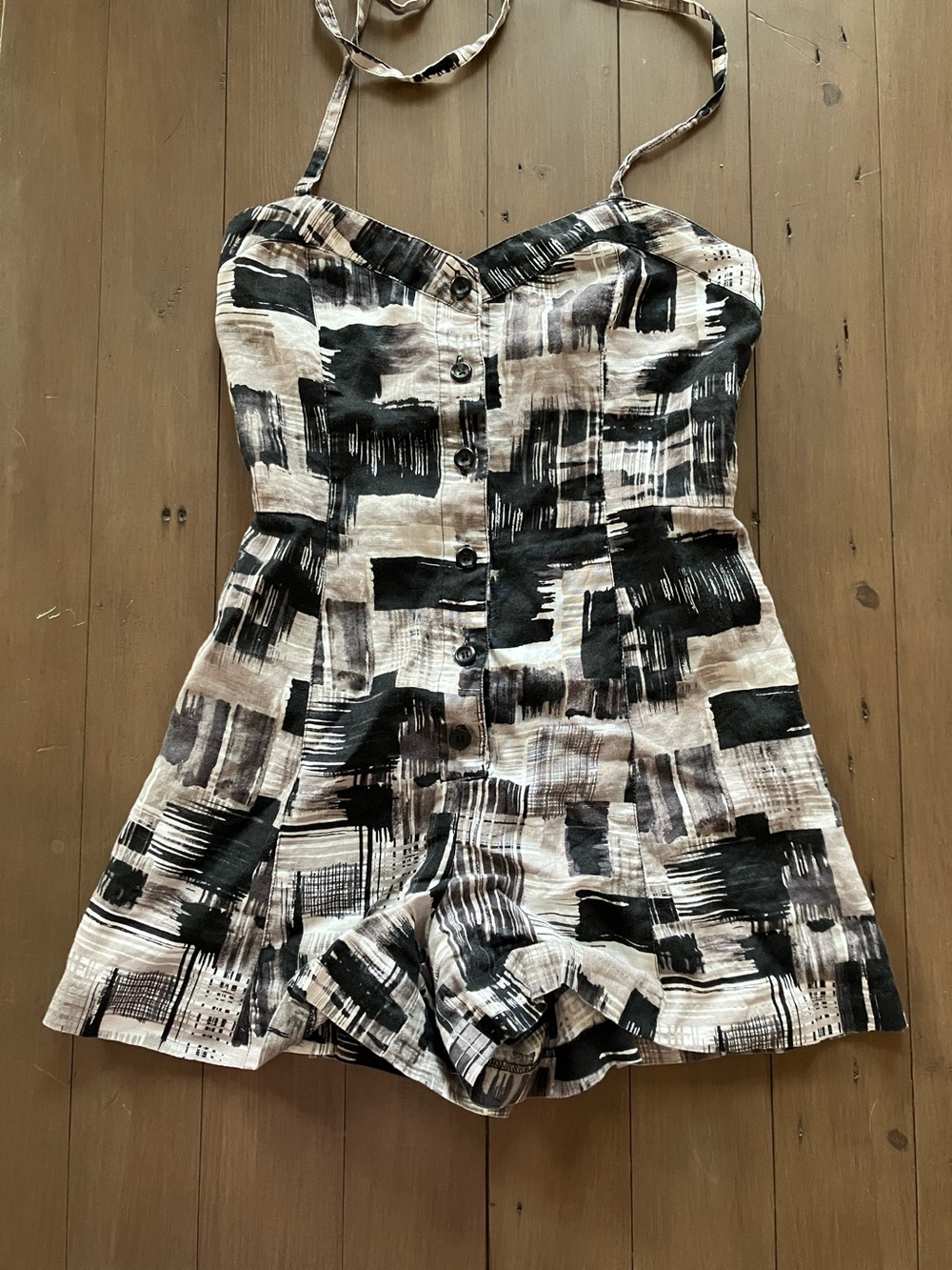 Forever 21 Black, Grey and White Abstract Print Romper